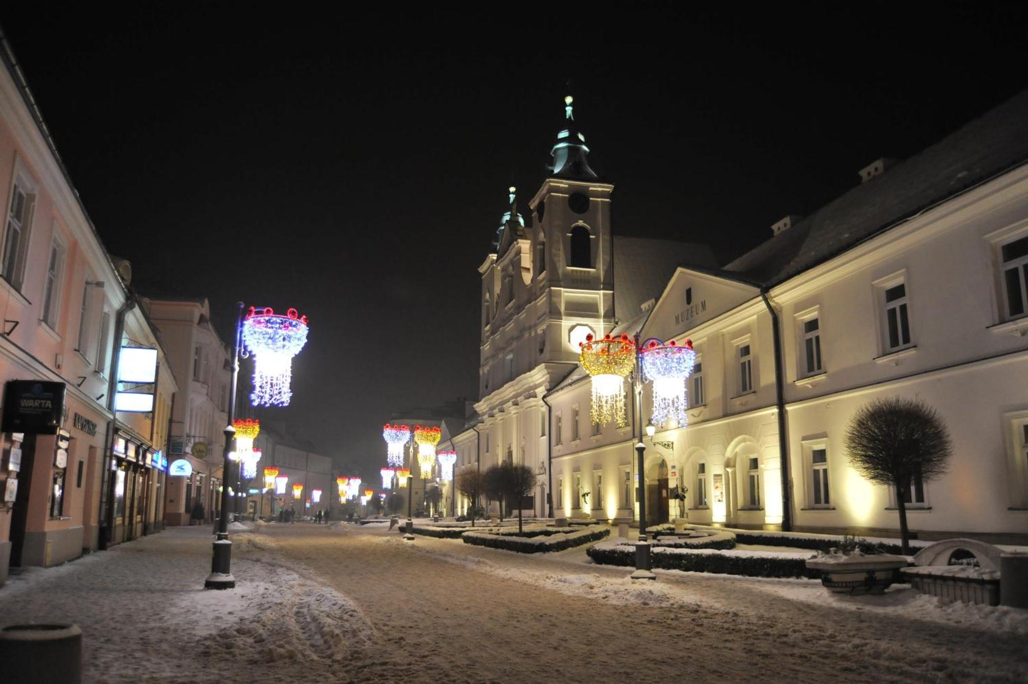 Hostel Promenada Rzeszow Exterior photo